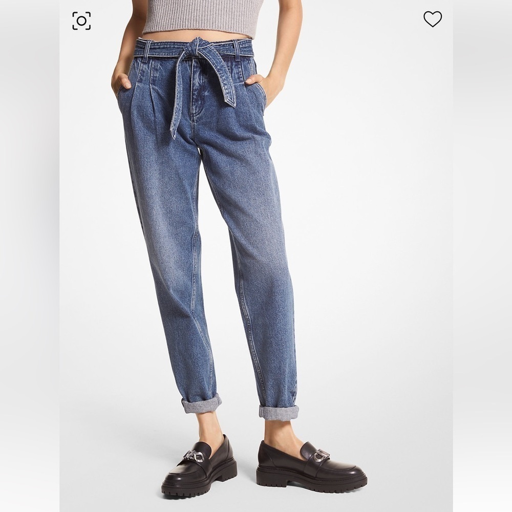 NWT MICHAEL MICHAEL KORS
Pleated Denim Pants size 4